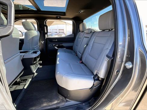 Used 2025 Toyota Tundra Limited image 19