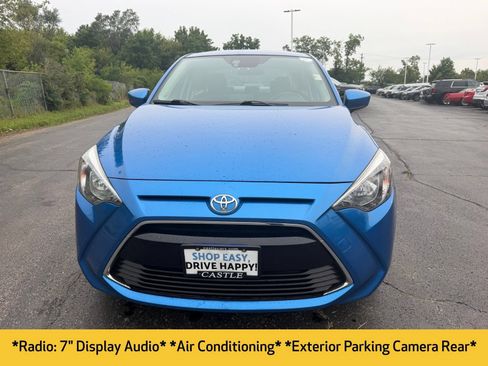 Used 2017 Toyota Yaris iA FWD image 2