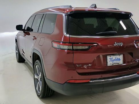 Used 2023 Jeep Grand Cherokee L Limited w/ Luxury Tech Group II AWD/4WD image 5