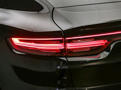 Certified 2023 Porsche Cayenne GTS AWD/4WD image 15