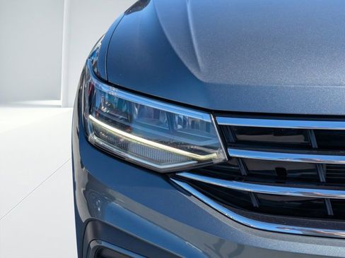 Used 2022 Volkswagen Tiguan SE image 7