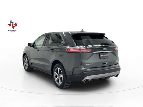 Used 2020 Ford Edge SEL w/ Convenience Package image 4