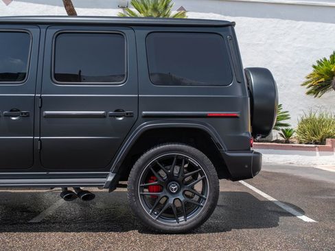 Used 2025 Mercedes-Benz G 63 AMG 4MATIC image 5