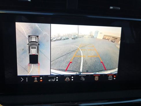 Used 2024 GMC Sierra 1500 AT4 w/ Technology Package image 25