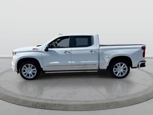 Used 2023 Chevrolet Silverado 1500 High Country w/ Technology Package AWD/4WD image 5
