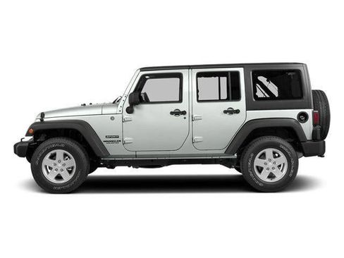 Used 2014 Jeep Wrangler Unlimited Rubicon w/ Connectivity Group image 2