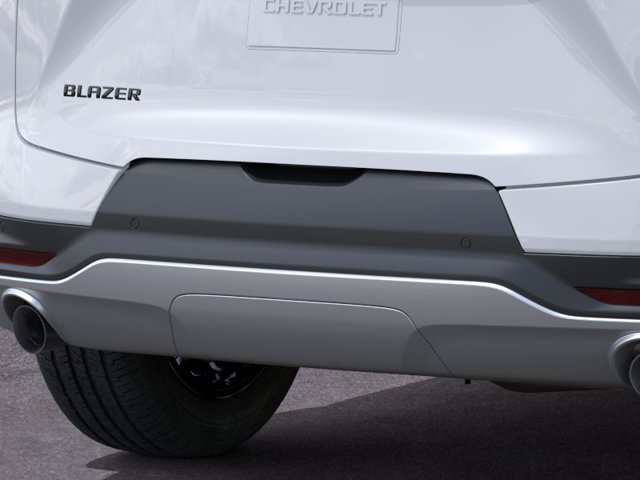 New 2026 Chevrolet Blazer LT w/ LPO, Black Sport Package FWD image 14