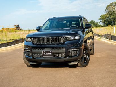 Used 2018 Jeep Grand Cherokee Limited w/ Luxury Group II