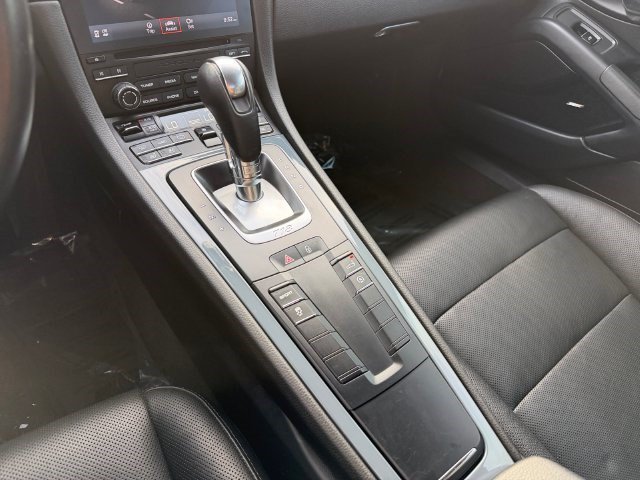 Used 2017 Porsche 718 Cayman RWD image 25