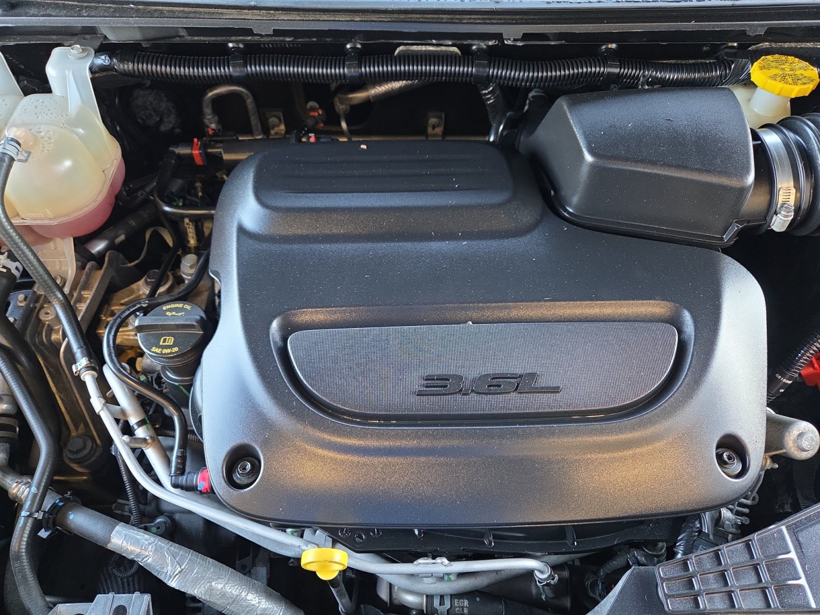 Used 2023 Chrysler Pacifica Touring-L FWD image 29
