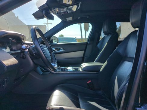 Used 2020 Land Rover Range Rover Velar S image 15