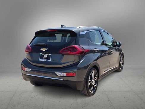 Used 2020 Chevrolet Bolt Premier w/ Infotainment Package FWD image 8