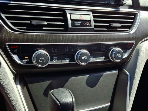 Used 2020 Honda Accord EX image 15