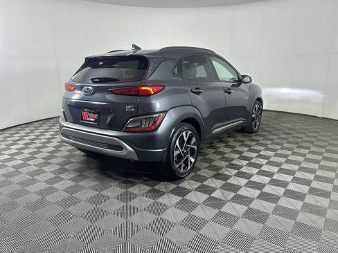 Used 2022 Hyundai Kona Limited image 17