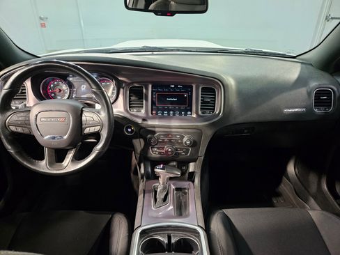 Used 2019 Dodge Charger GT RWD image 10