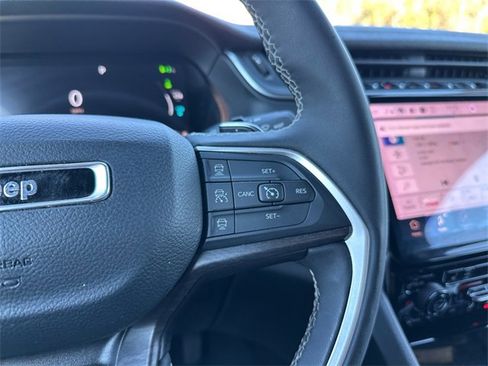 Used 2024 Jeep Grand Cherokee Limited 4xe image 22
