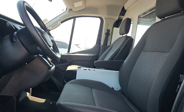 Used 2023 Ford Transit 250 Low Roof AWD image 5