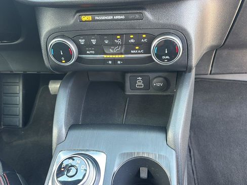 Used 2025 Ford Escape ST-Line FWD image 16