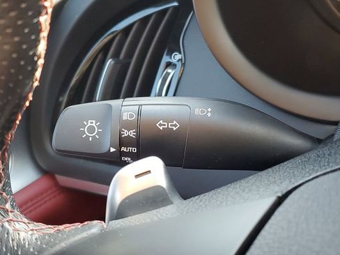 Used 2020 Kia Stinger GT2 image 18