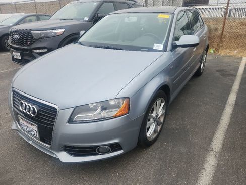 Used 2013 Audi A3 2.0T Premium w/ Bluetooth Value Pkg FWD image 4