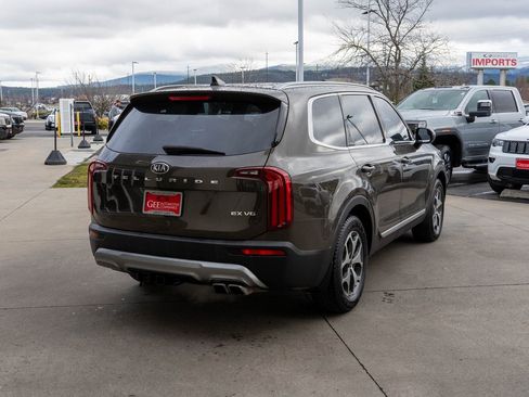 Used 2020 Kia Telluride EX w/ Towing Package image 7