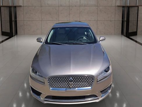 Used 2018 Lincoln MKZ Reserve FWD image 6