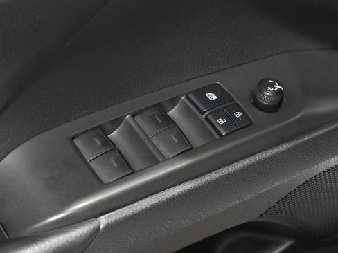 Used 2021 Toyota Camry LE AWD/4WD image 10