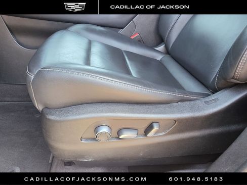Certified 2025 Cadillac XT4 Premium Luxury AWD/4WD image 13
