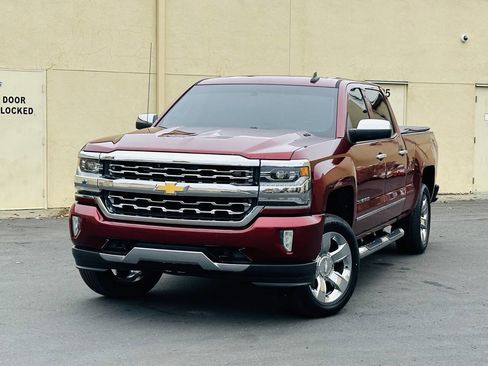 Used 2017 Chevrolet Silverado 1500 LTZ image 3