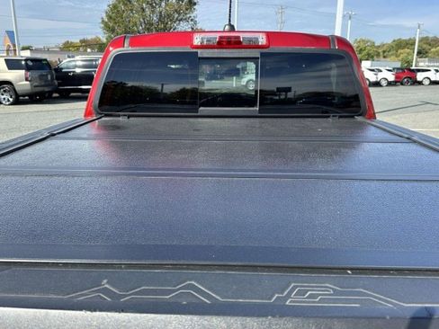 Certified 2023 Chevrolet Colorado Z71 w/ Z71 Convenience Package 2 image 8