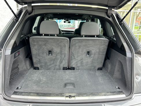 Used 2021 Audi SQ7 Premium Plus w/ Driver Assistance Package image 52