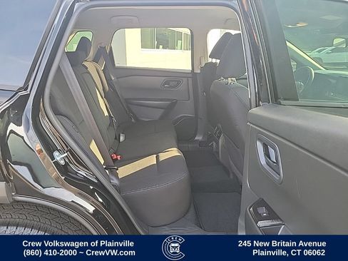 Used 2024 Nissan Rogue S AWD/4WD image 15