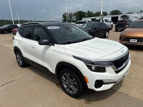 Used 2022 Kia Seltos S FWD image 1