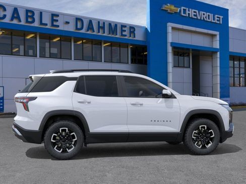 New 2026 Chevrolet Equinox ACTIV w/ Convenience Package III AWD/4WD image 19