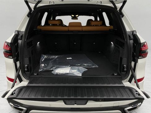 New 2026 BMW X5 xDrive40i image 7