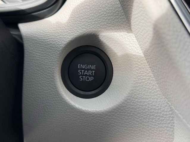 New 2026 Toyota Corolla Cross LE FWD image 19