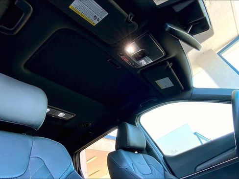 Used 2024 Kia Telluride SX X-Pro image 25