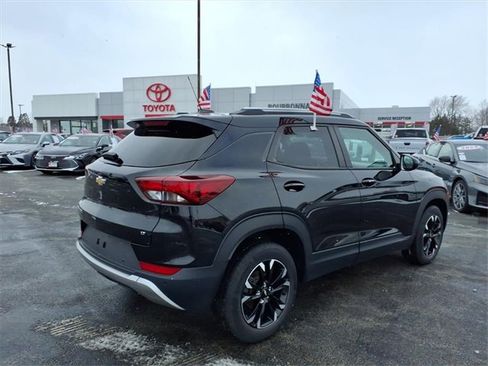 Used 2021 Chevrolet TrailBlazer LT image 3