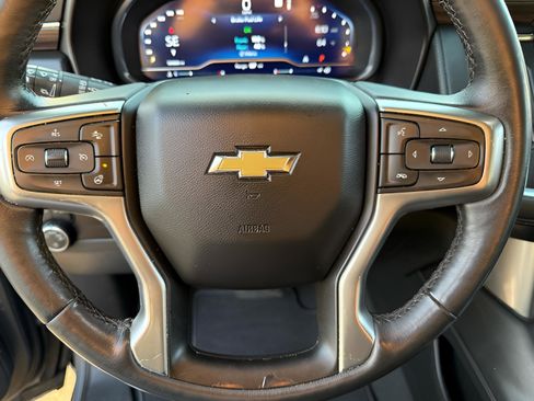 Used 2022 Chevrolet Tahoe LT w/ Luxury Package image 18