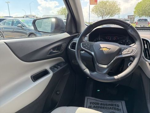 Used 2018 Chevrolet Equinox LT image 19
