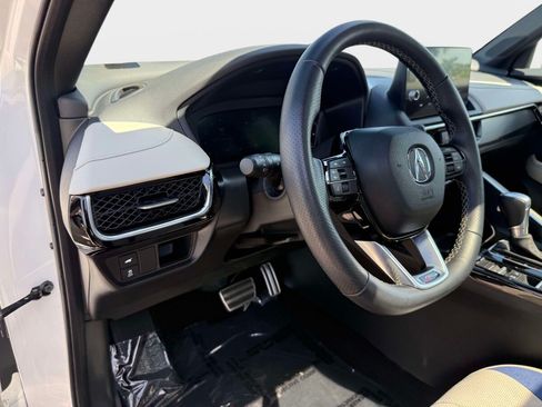 Certified 2025 Acura ADX A-Spec AWD/4WD image 18