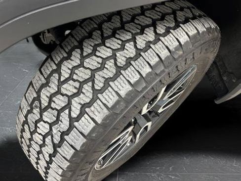 Used 2021 GMC Sierra 1500 AT4 image 34