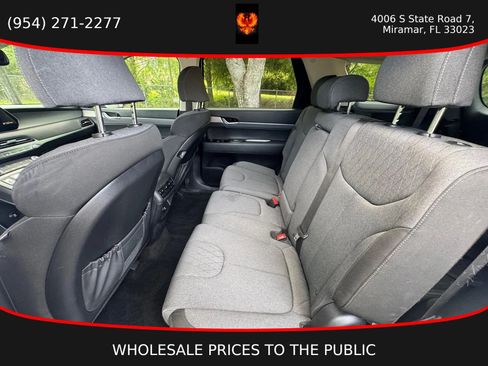 Used 2021 Hyundai Palisade SE AWD/4WD image 19