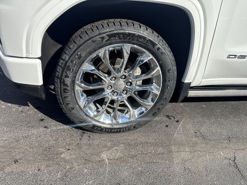 Used 2024 GMC Sierra 1500 Denali w/ Denali Reserve Package image 11