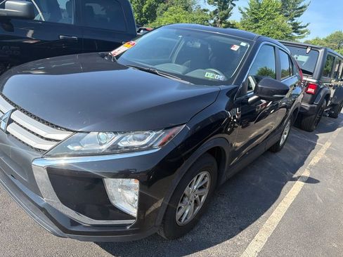 Used 2018 Mitsubishi Eclipse Cross ES FWD image 3