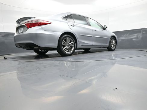 Used 2017 Toyota Camry SE w/ Protection Package (Q2) FWD image 28