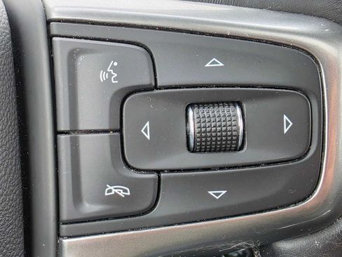 Used 2022 Chevrolet Silverado 1500 LTZ w/ LTZ Premium Package AWD/4WD image 34