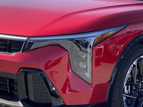 New 2026 Kia K4 GT-Line image 8