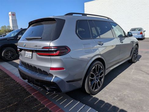 Used 2023 BMW X7 xDrive40i w/ M Sport Package image 12