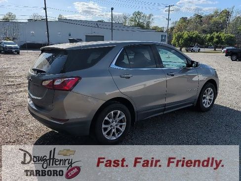 Used 2019 Chevrolet Equinox LT image 4